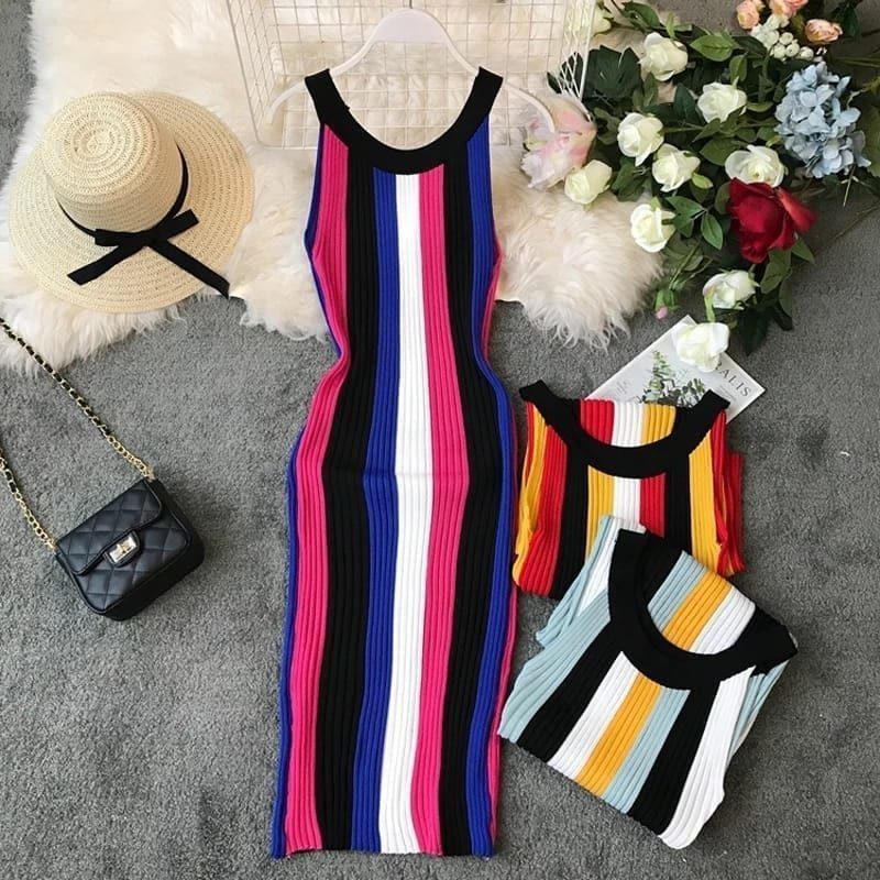 Zara Summer Dresses From Mini to Maxi (21 Characters) 18 Ribbed knit striped dresses in blue, pink, and yellow with a straw hat and handbag.
